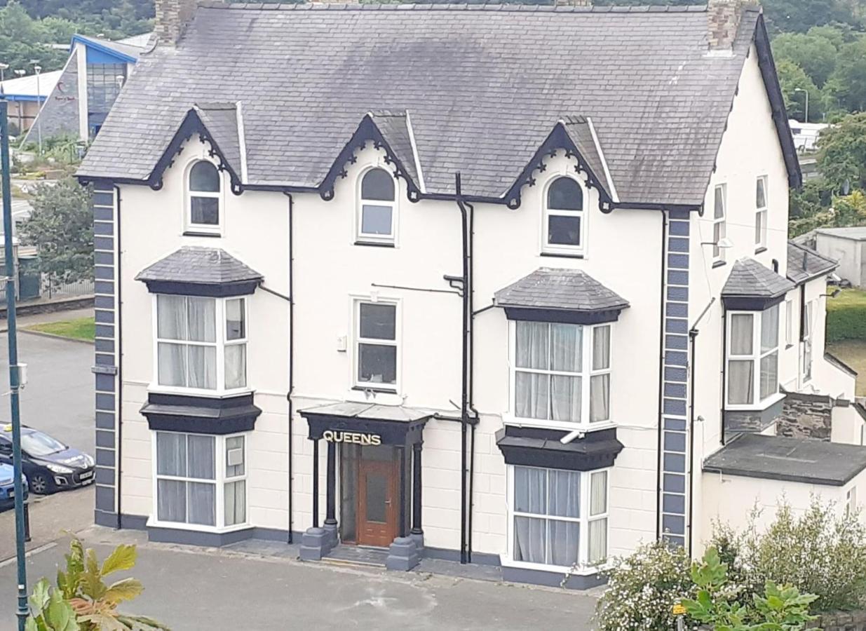 Queens Rooms Porthmadog Eksteriør bilde